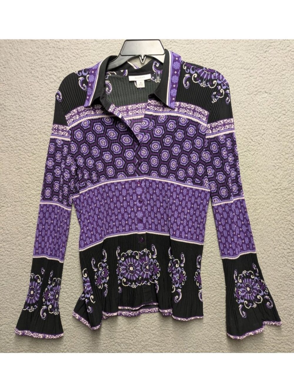 Dressbarn XL Long Sleeve Button-Up Shirt Purple Black Floral Print Stylish Desig